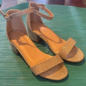 Lucky Brand Glittering Gold HeelsOf Nina size 13 beautiful golden colour
